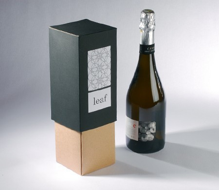 Elegante Caja para Botella en Dos Colores