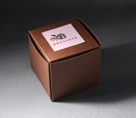 Caja automontable para tiendas