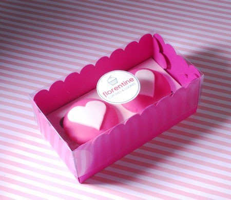 Caja fucsia para dos cupcakes