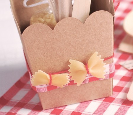 Caja Decorada con Pasta