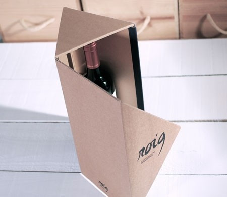 Caja Regalo Triangular para Botellas Caja Regalo Triangular para Botellas