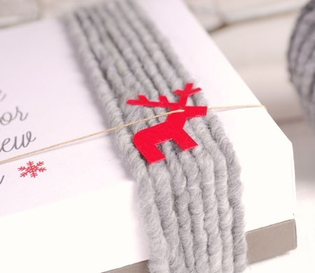Caja Cuadrada Decorada con Lanas