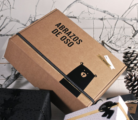 Caja de Envío con Vinilo de Oso