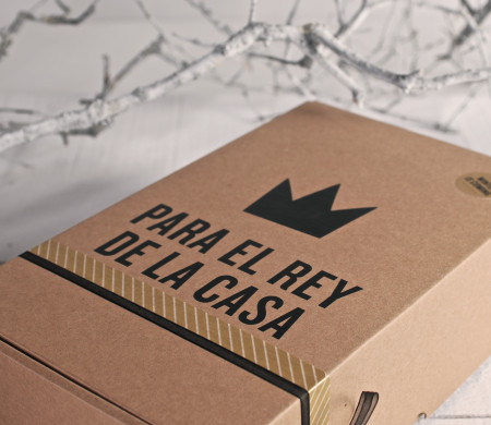 Caja de Cartón Decorada para Regalar