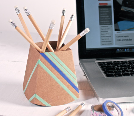 Cubilete de Cartón Decorado con Washi Tape Cubilete de Cartón Decorado con Washi Tape