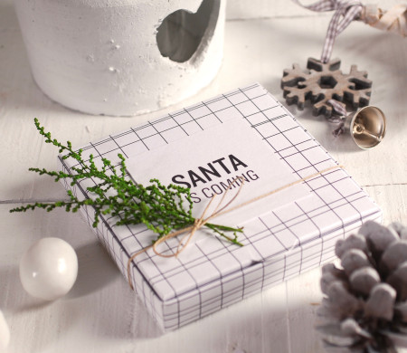 Caja Plana Navidad Santa is Coming