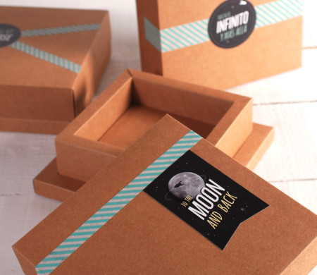 Caja kraft decorada con...