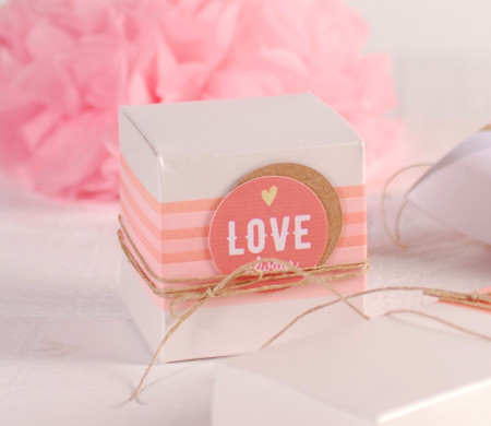 Cajita Cuadrada Love ¡Para Pequeños Detalles! Cajita Cuadrada Love ¡Para Pequeños Detalles!