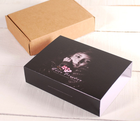 Caja con faja de fotos personalizable
