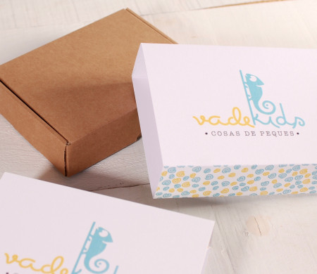 Caja con faja para niños...