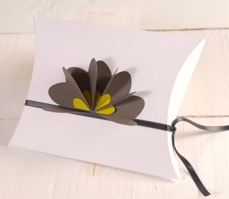 Caja de regalo decorada 3D