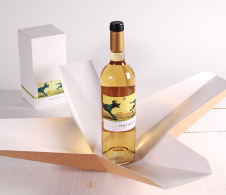 Caja de vino con folder decorada