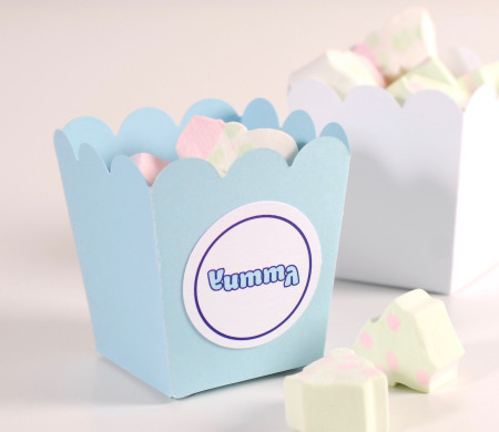 Caja con bordes redondos para dulces