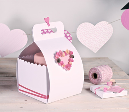 Caja decorada para pasteles