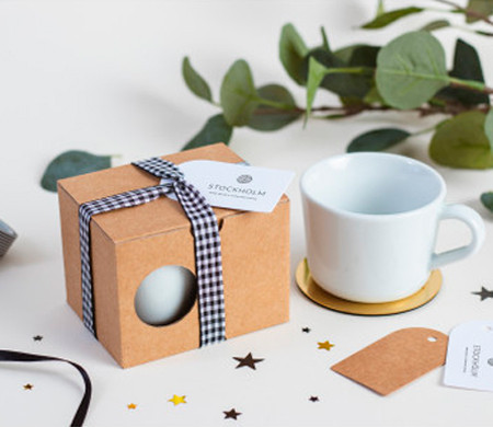 caja de regalo para tazas con asa 