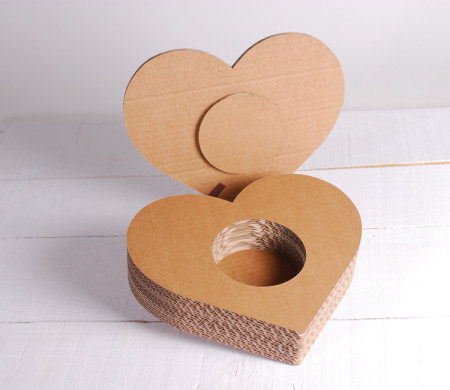 Corazón de cartón decorativo, ¡un regalo con amor!