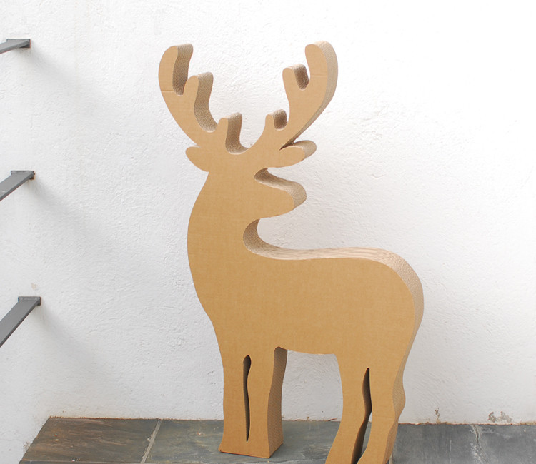 Reno de cartón decorativo, ideal para Navidad