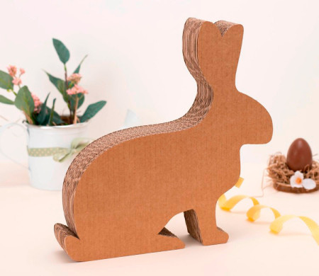 Conejo de cartón para decorar