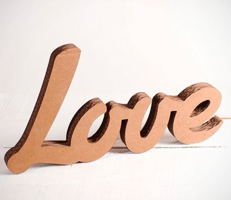Love en Letras de Cartón