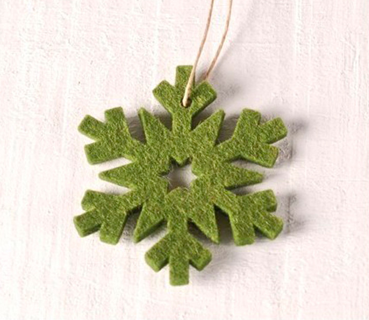 Copo de nieve de fieltro, para decorar regalos
