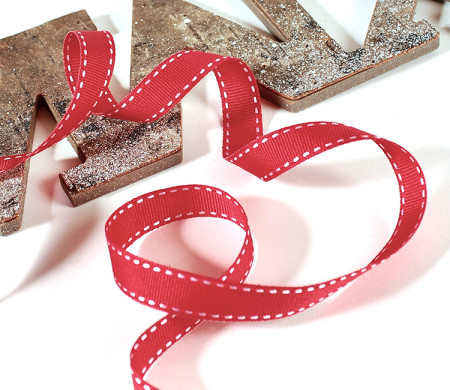 Cinta grosgrain roja para envolver regalos