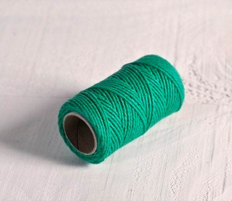 Cordón de color coral para decorar regalos