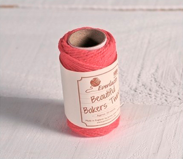 Cordón de color coral para decorar regalos