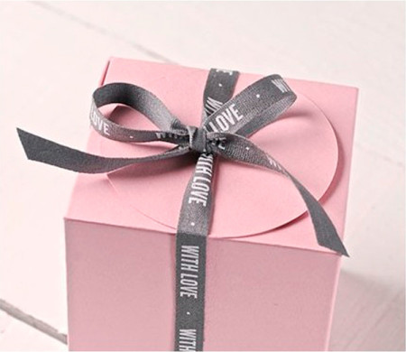 Cinta de regalo “With love” para regalos con amor