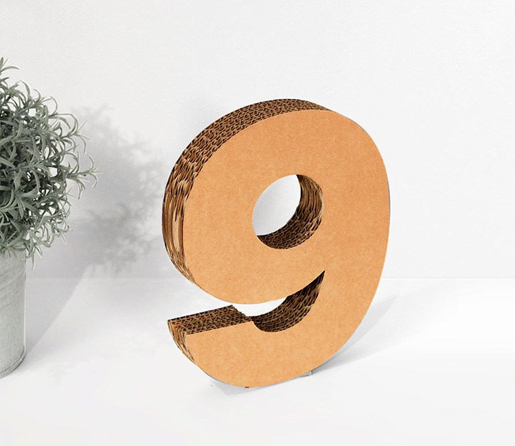 Números de cartón decorativos