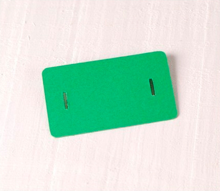 Etiquetas en forma de hebilla para regalos