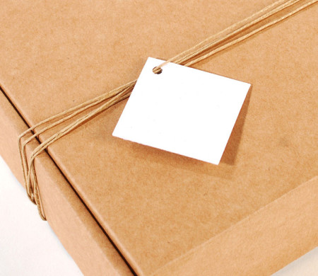 Etiquetas de cartón cuadradas para regalos