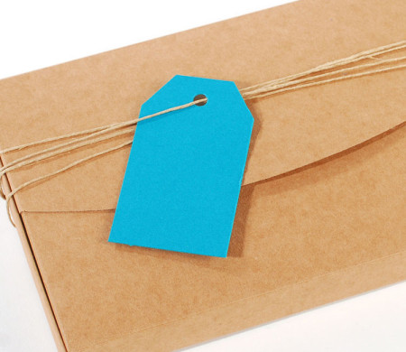 Etiquetas de cartón pequeñas para regalos creativos