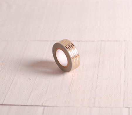 Washi tape gris con estampado dorado