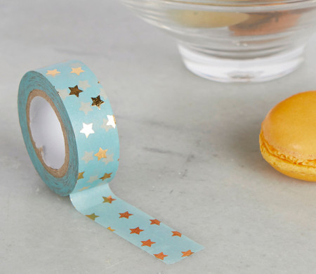 Washi tape celeste con estrellas doradas