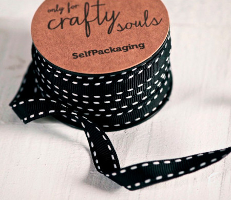 Cinta grosgrain de regalo negra con pespuntes