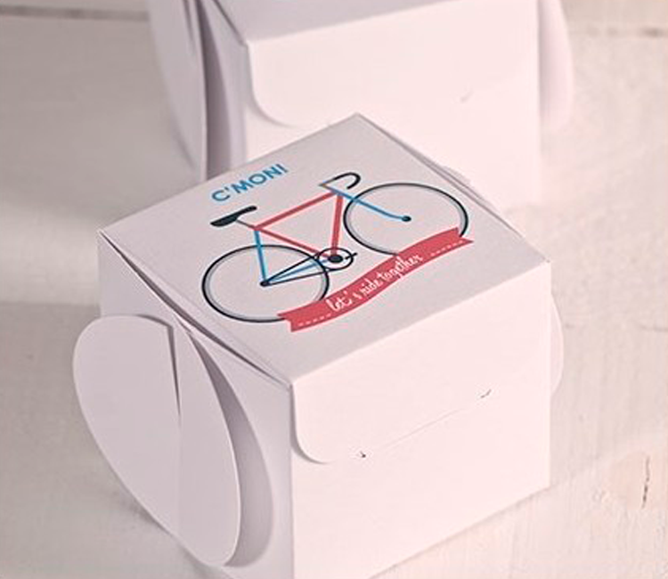 Cajas impresas regalo. C'mon! Cajas impresas regalo. C'mon!
