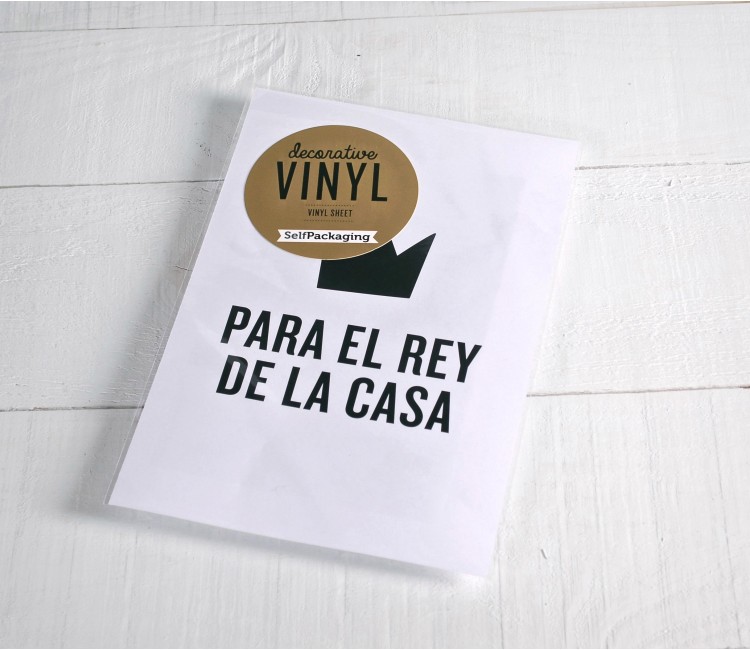 Vinilo decorativo "Para el rey de la casa"