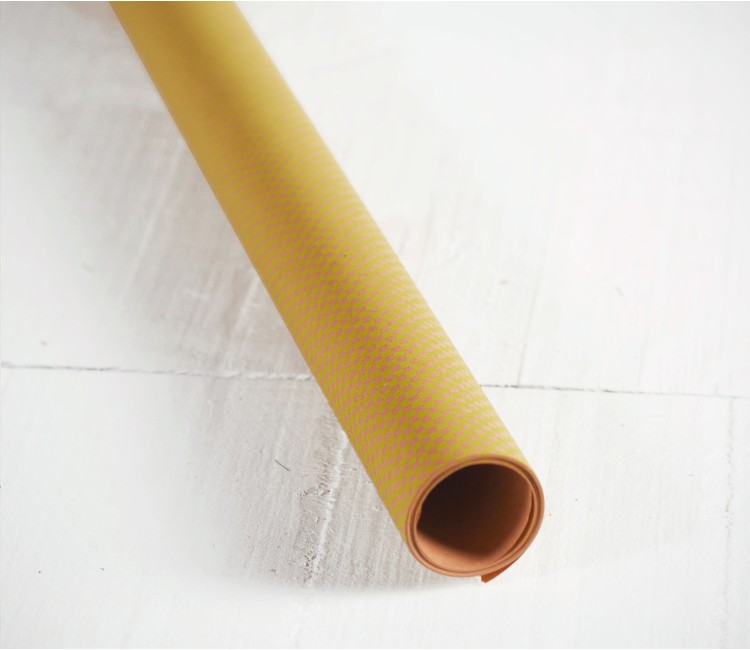 Papel de Regalo Impreso con Puntitos Papel de Regalo Impreso con Puntitos