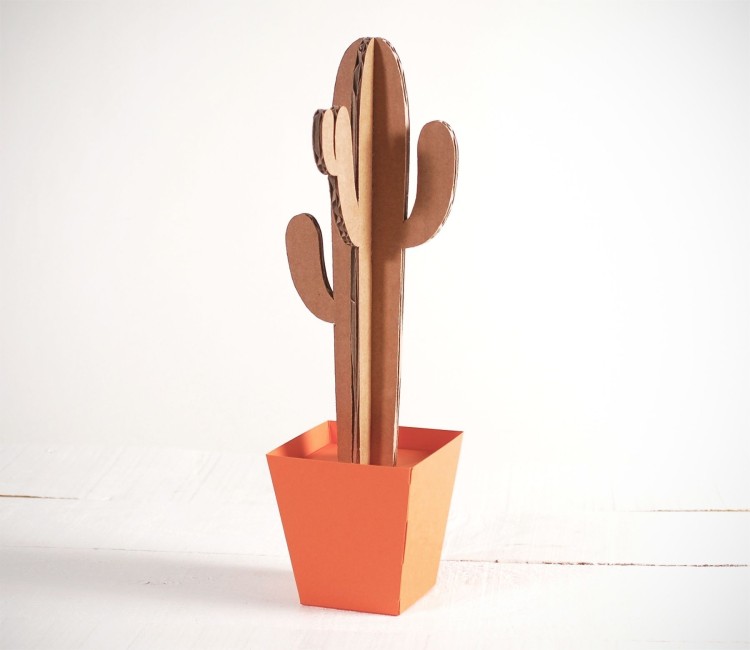 Cactus Alto de Cartón ¡En Varios Colores!