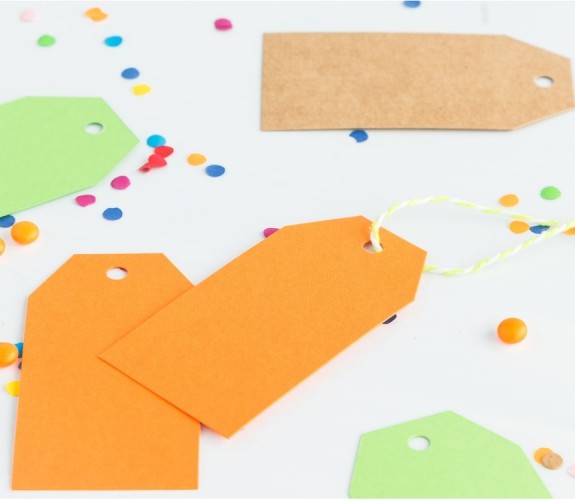 Etiquetas lisas para personalizar tus regalos