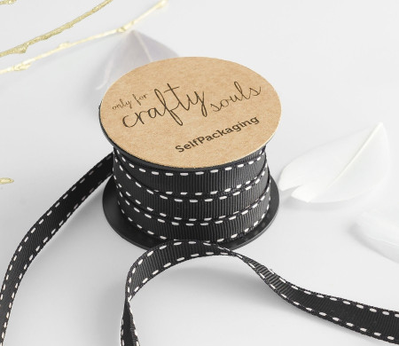 Cinta grosgrain de regalo negra con pespuntes
