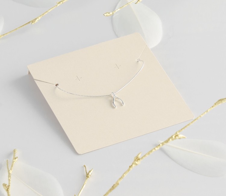 Postizo para joyas que hará que encajen a la perfección en su estuche Postizo para joyas que hará que encajen a la perfección en su estuche