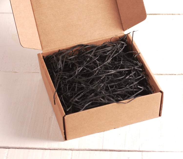 Virutas de papel para relleno de cajas de cartón
