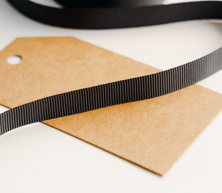 Cinta grosgrain negra lisa Cinta grosgrain negra lisa