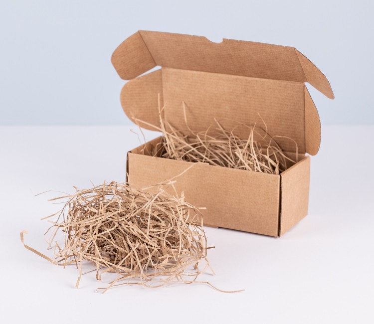 Virutas de papel para relleno de cajas de cartón