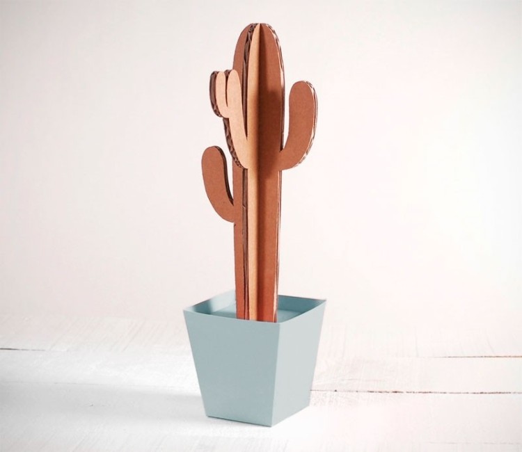Cactus Alto de Cartón ¡En Varios Colores!
