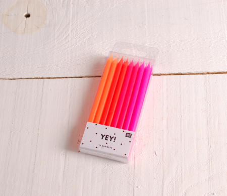 Velas de cumpleaños de colores