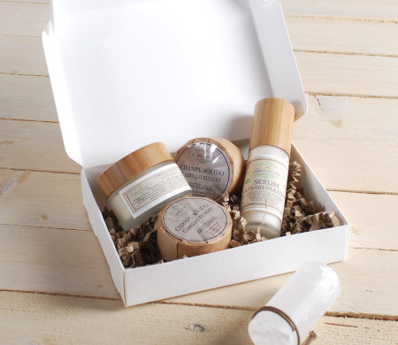 Caja muestra de productos de cosmética
