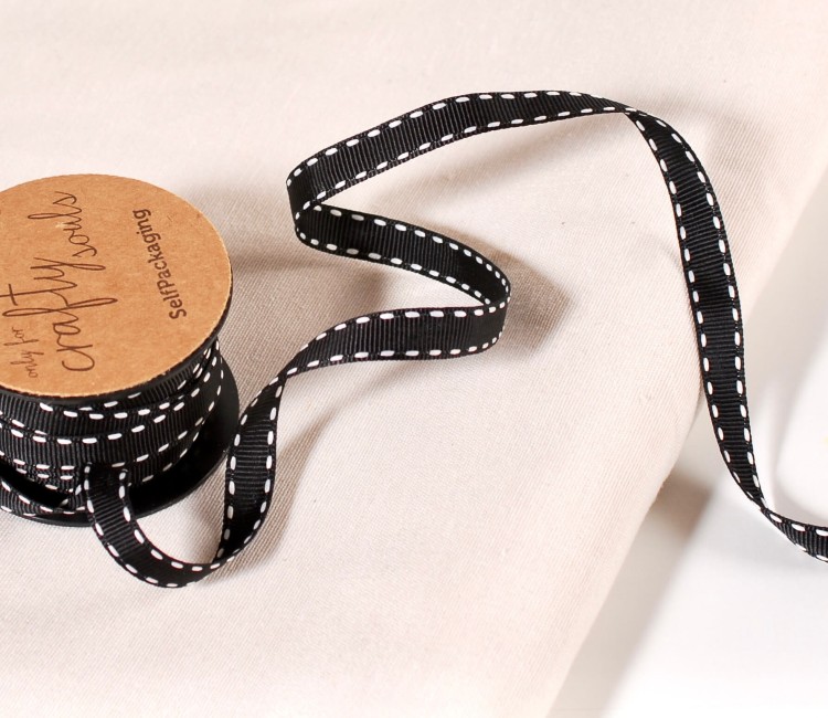 Cinta grosgrain de regalo negra con pespuntes Cinta grosgrain de regalo negra con pespuntes