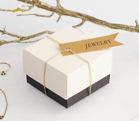 Bonita Caja Regalo con Tapa y Lazo Decorativo